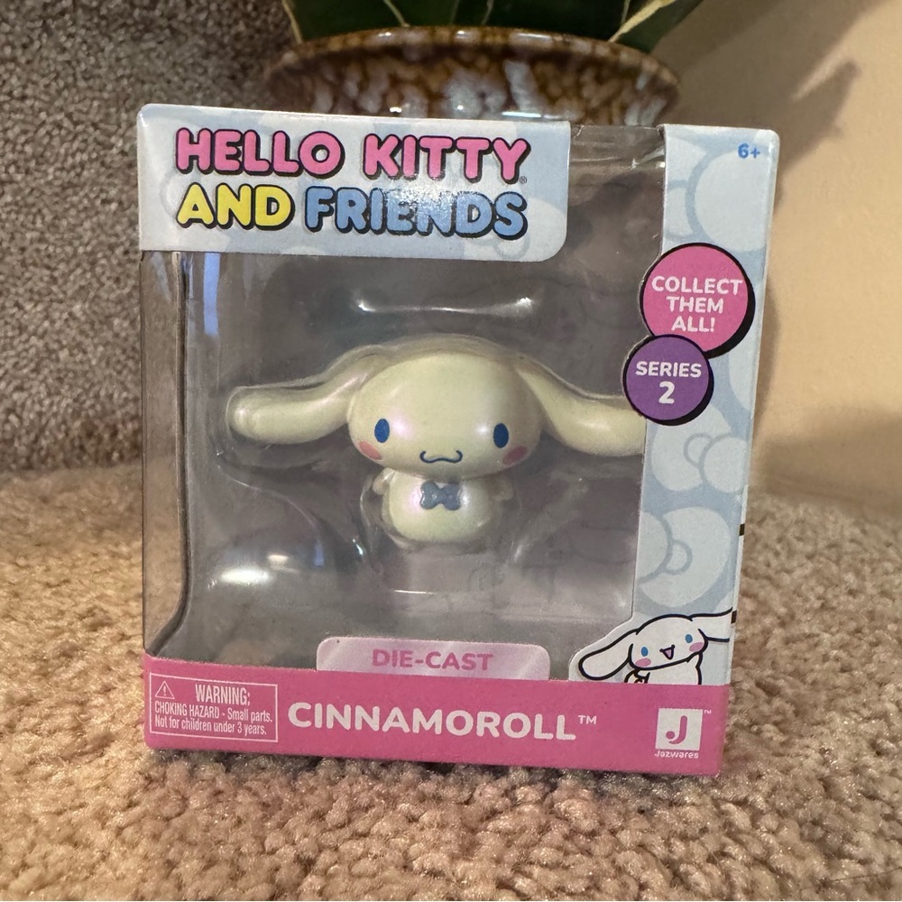 Cinnamoroll Die-Cast Metal  Figure